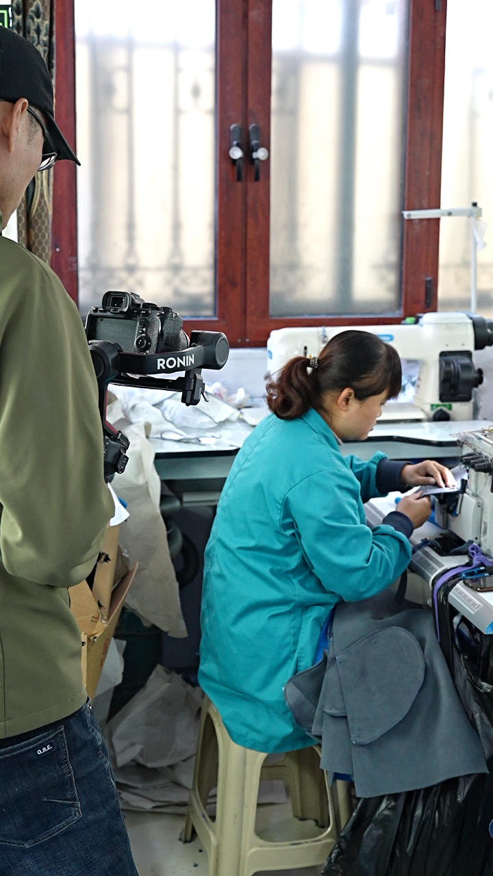 1767102308940496.jpg 石家庄校服工厂短视频拍摄运营案例.jpg